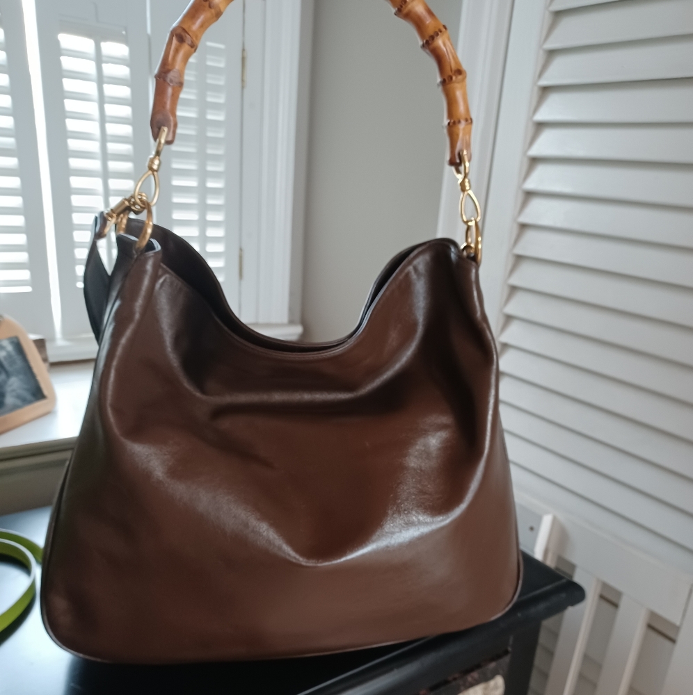 Gucci Classic Leather Bamboo Bag - Picture 4 of 16